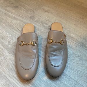 Gucci beige leather loafers